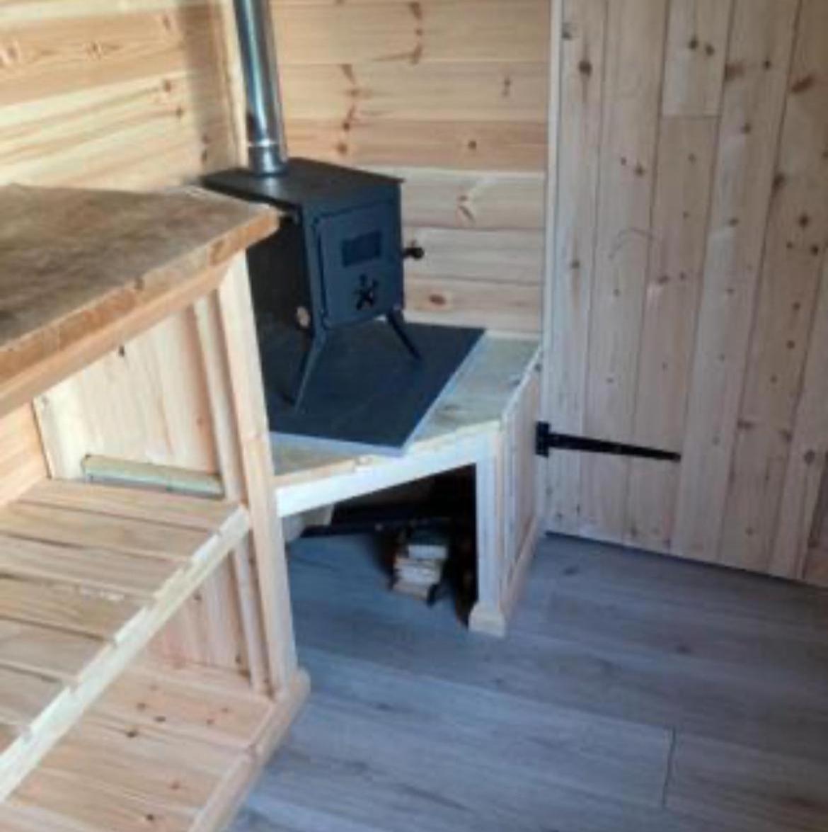 Off Grid Shepherds Hut Hotel Llansilin Bagian luar foto
